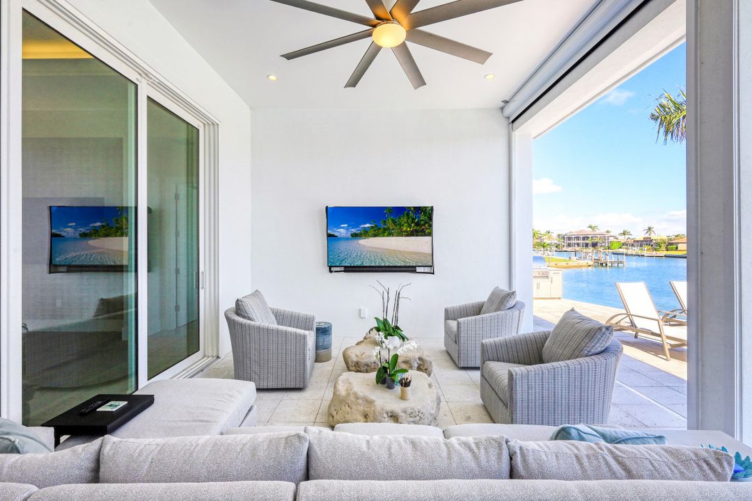 1250 Spanish Ct, Marco Island, FL 34145