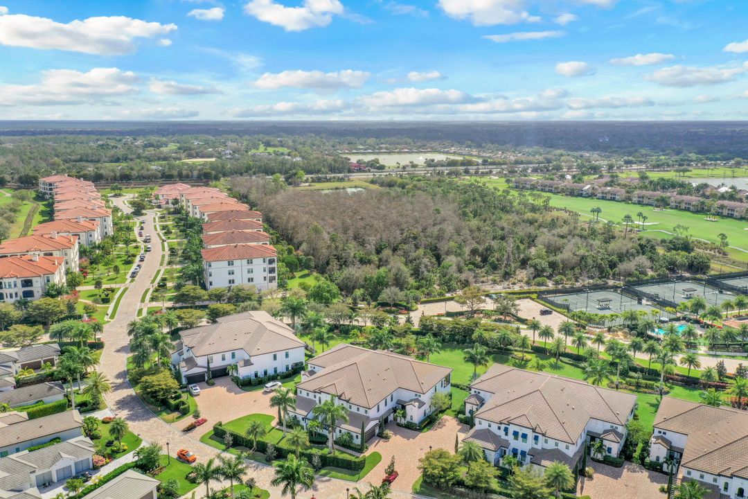 16380 Corsica Way #201, Naples, FL 34110