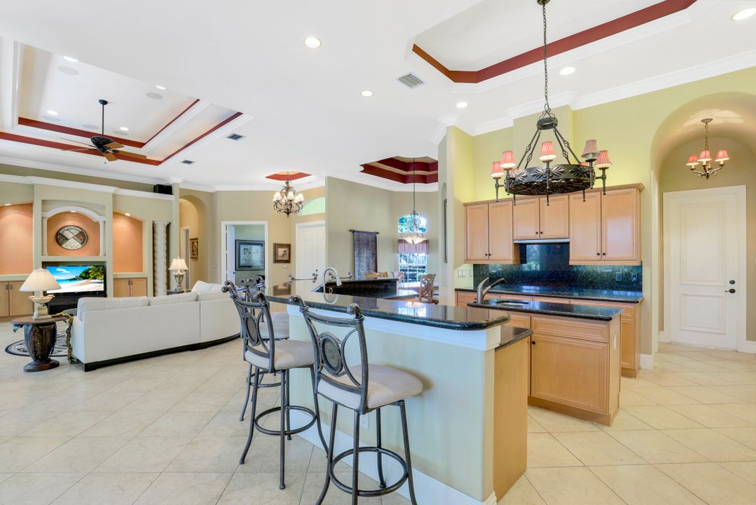 9772 Treasure Cay Ln, Bonita Springs, FL 34135