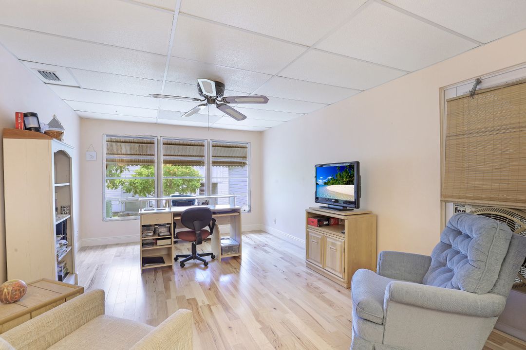 55 Palos Dr #55, Naples, FL 34104