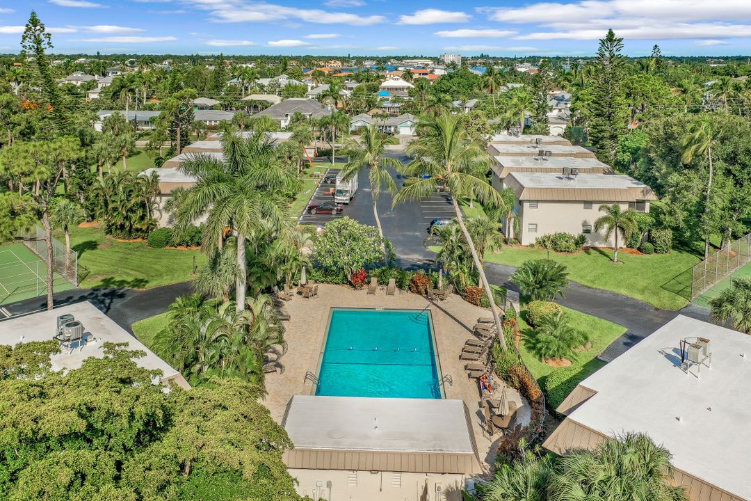 1549 Sandpiper St #92, Naples, FL 34102