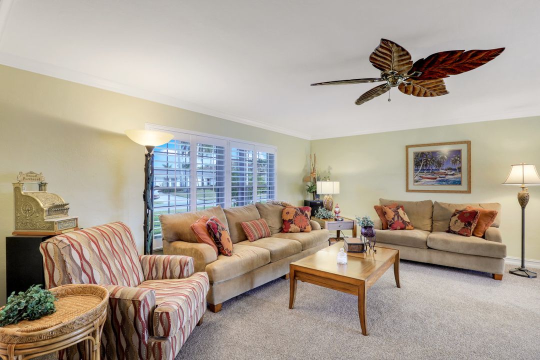 1552 Buccaneer Ct, Marco Island, FL 34145