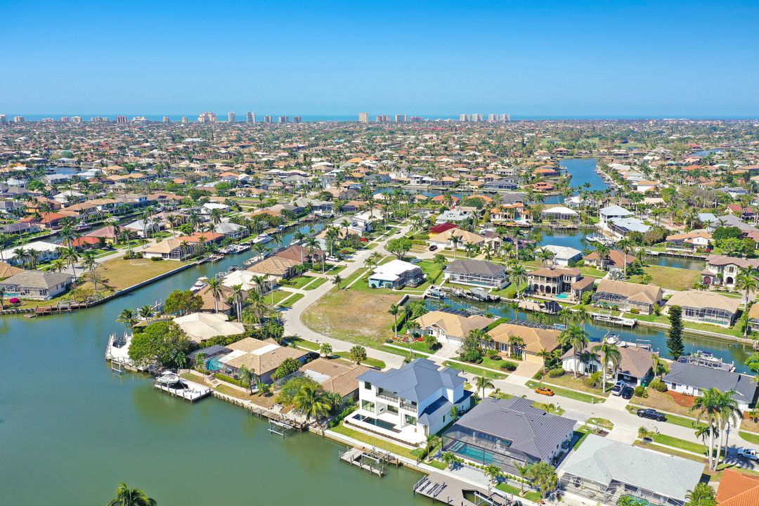 1857 Woodbine Ct, Marco Island, FL 34145