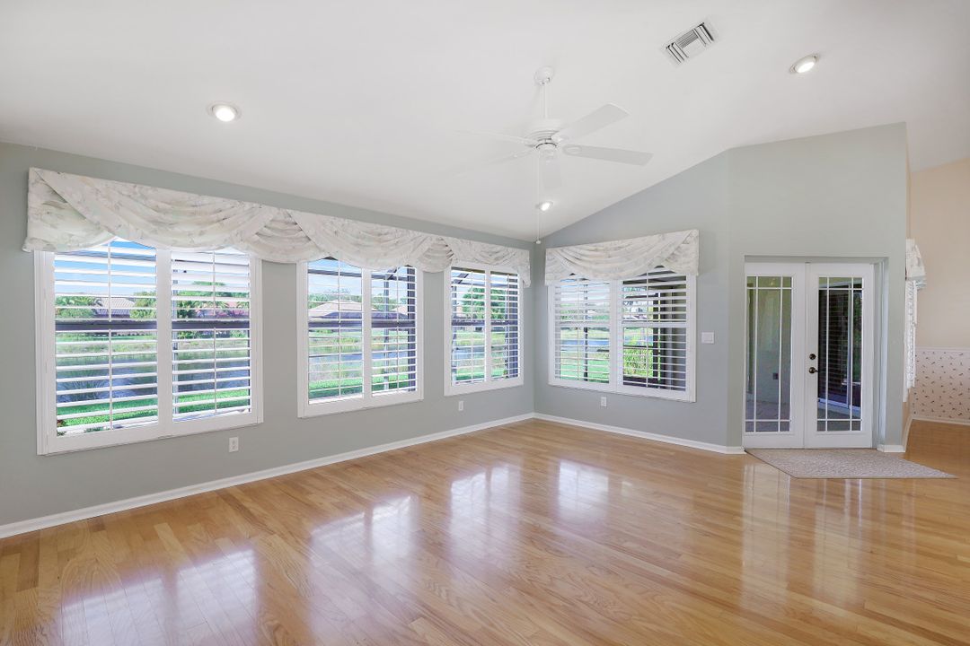 6472 Autumn Woods Blvd, Naples, FL 34109