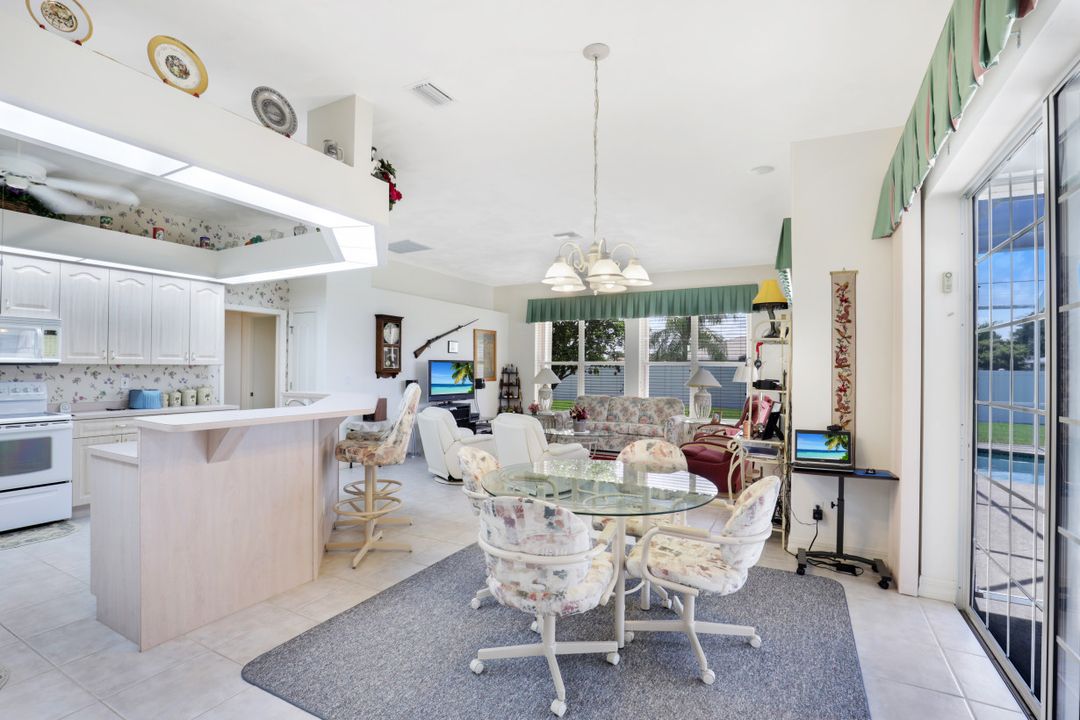 3023 SE 8th Ave, Cape Coral, FL 33904