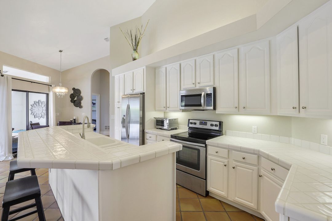 631 Lewis Ct, Marco Island, FL 34145