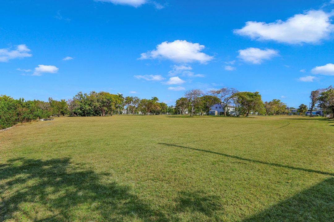 173 N Lopez Ln, Chokoloskee, FL 34138