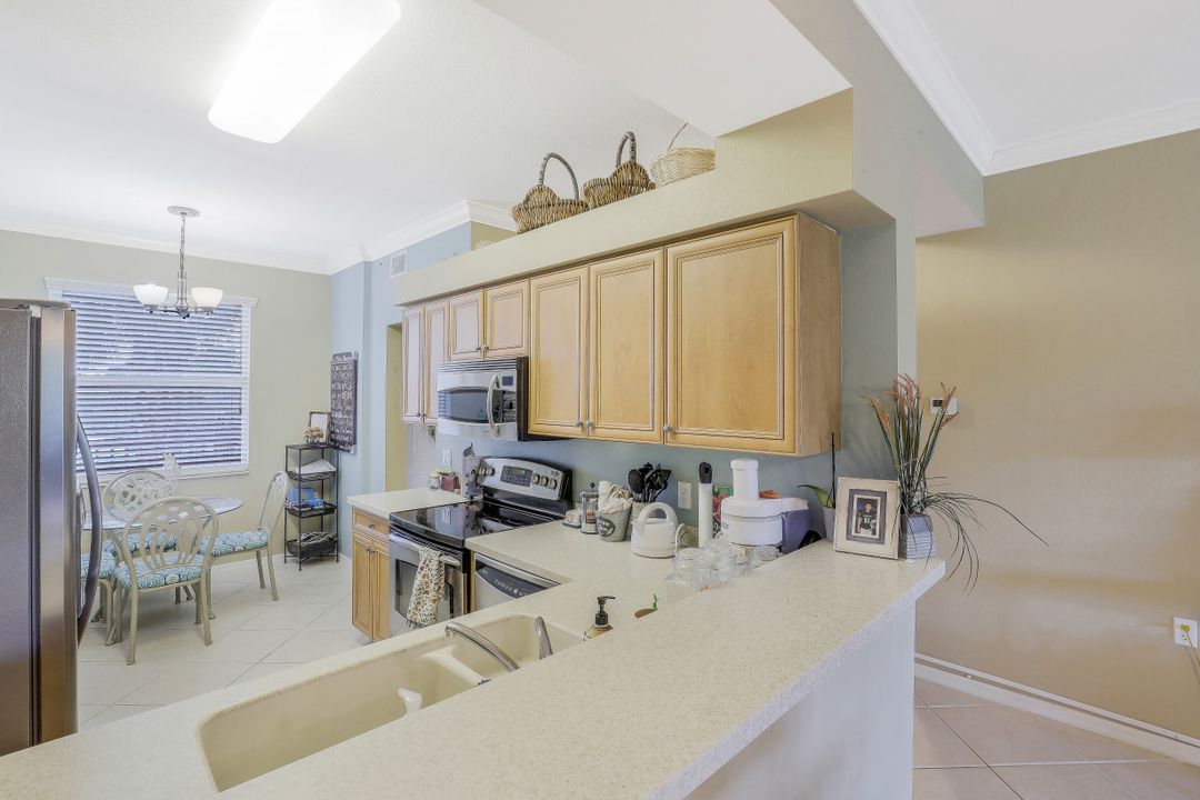 10307 Heritage Bay Blvd #1235, Naples, FL 34120