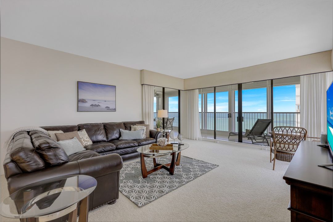 4301 Gulf Shore Blvd N #1700, Naples, FL 34103