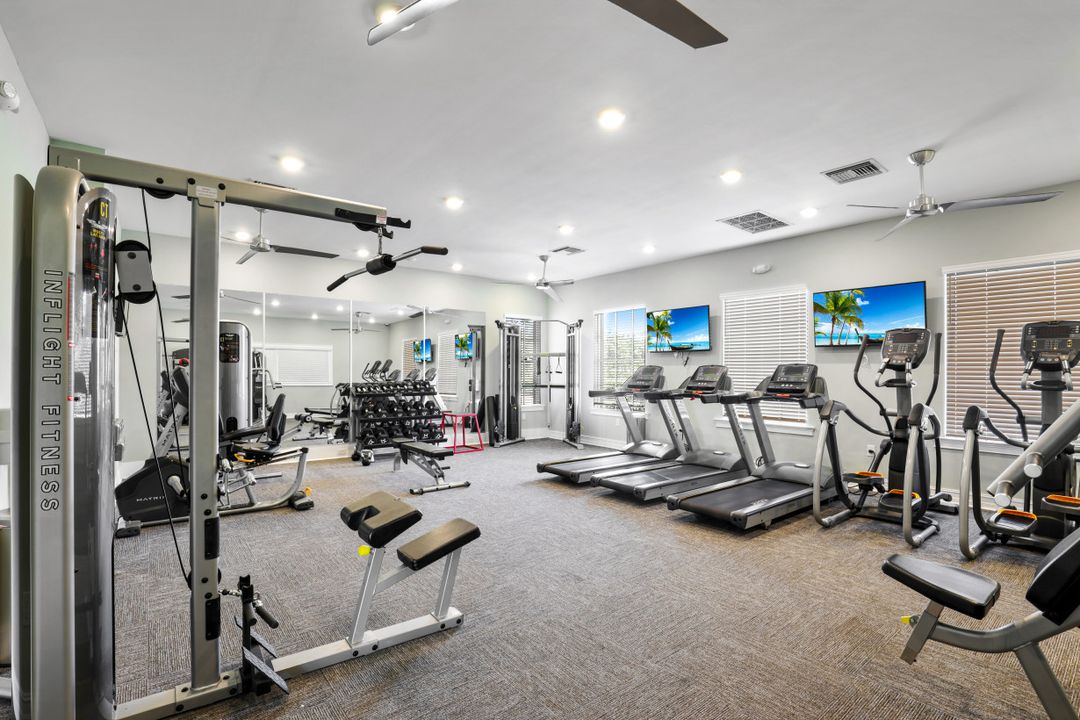 15359 Wildflower Cir, Naples, FL 34119