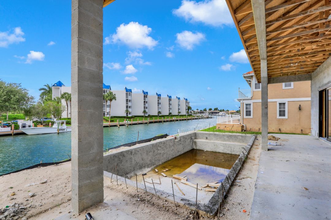 1200 Redwood Ct, Marco Island, FL 34145