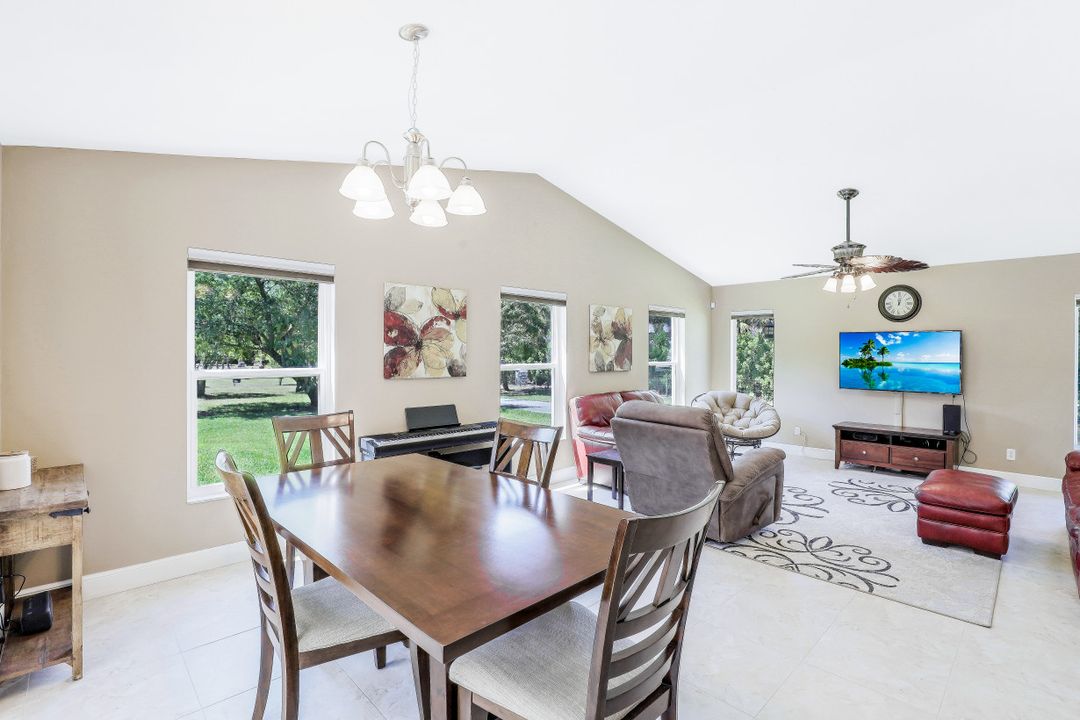 4530 7th Ave SW, Naples, FL 34119