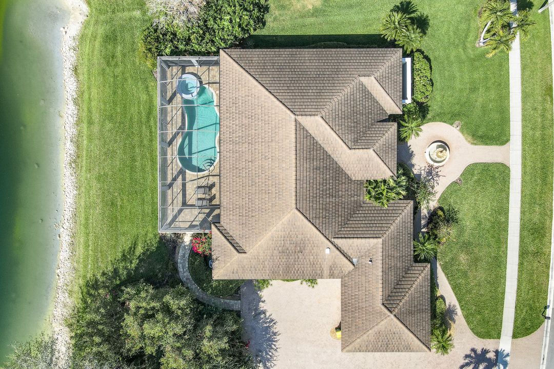 8072 Tiger Lily Dr, Naples, FL 34113