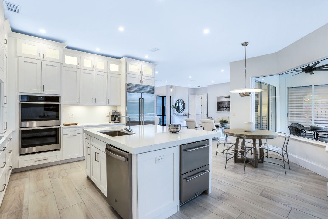 4160 7th Ave SW, Naples, FL 34119