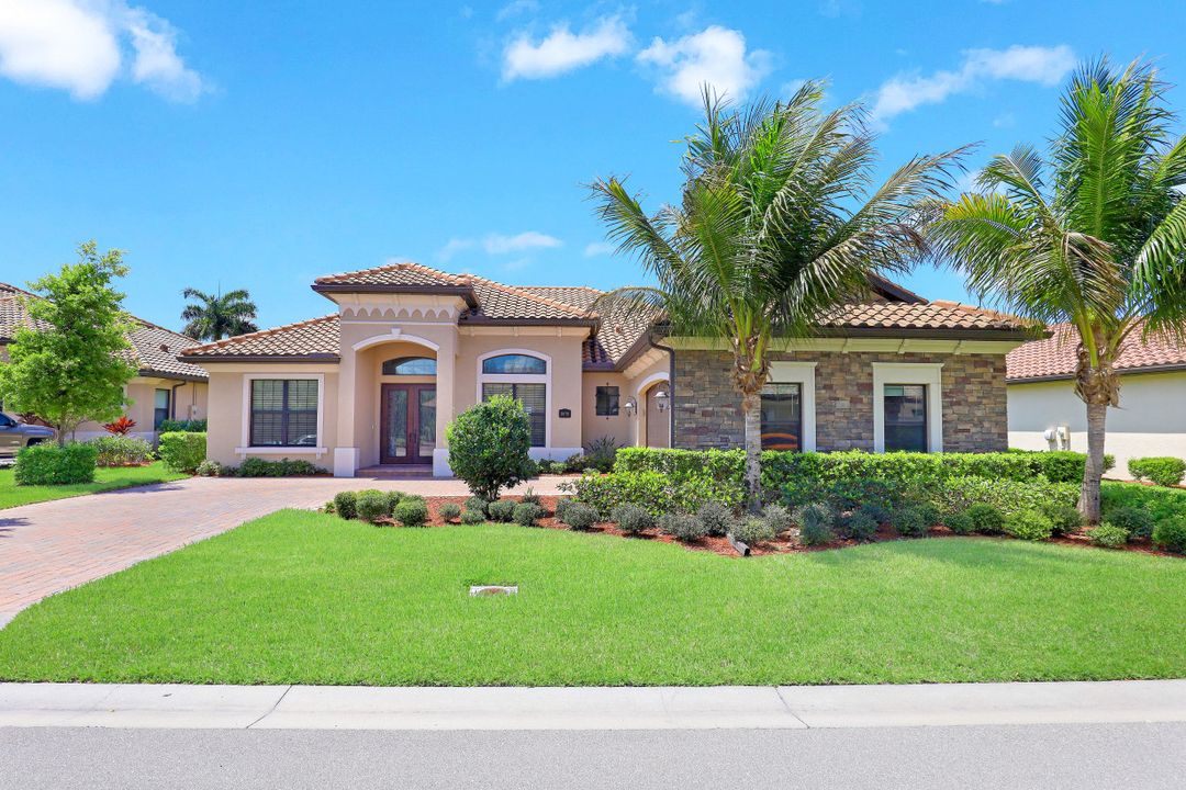 28770 Cavan Ct, Bonita Springs, FL 34135