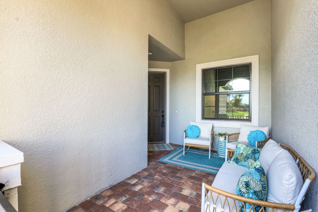 12330 Canal Grande Dr, Fort Myers, FL 33913