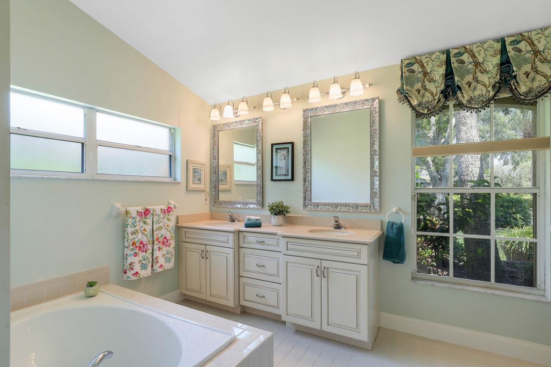 24730 Lyonia Ln, Bonita Springs, FL 34134