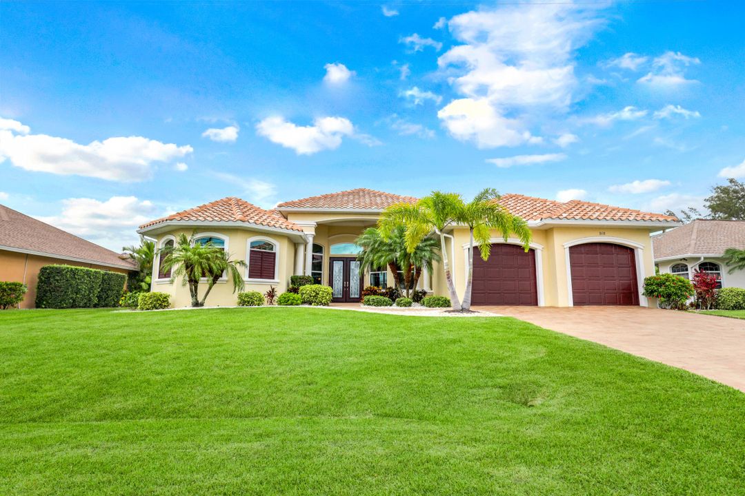 2405 SW 50th St, Cape Coral, FL 33914