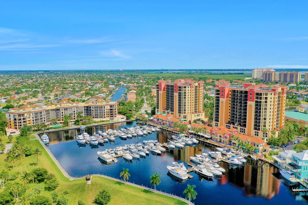 5793 Cape Harbour Dr #912, Cape Coral, FL 33914