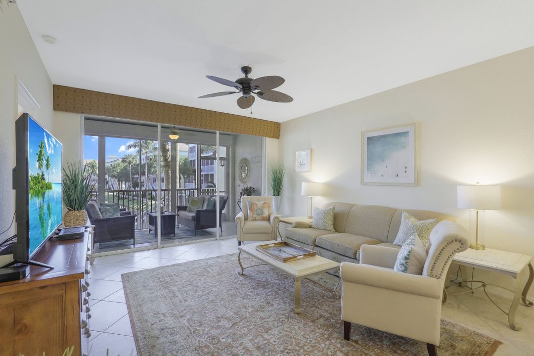 7750 Pebble Creek Cir #105, Naples, FL 34108