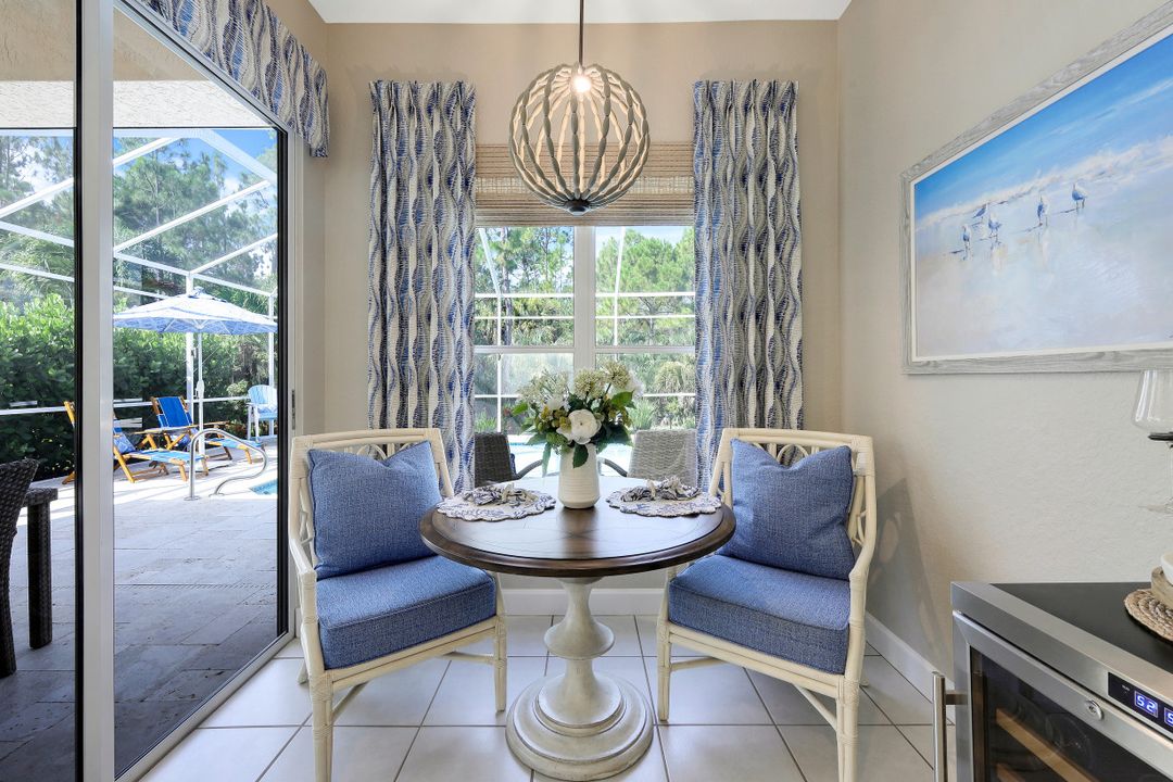 6117 Highwood Park Ln, Naples, FL 34110