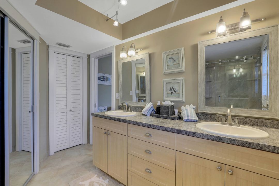 2010 SE 29th Ln, Cape Coral, FL 33904