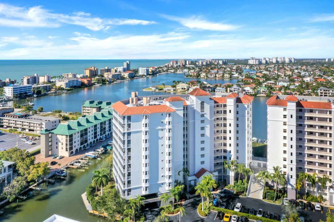 400 Flagship Dr #1101, Naples, FL 34108