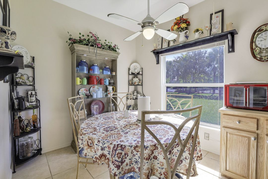 8752 Fawn Ridge Dr, Fort Myers, FL 33912