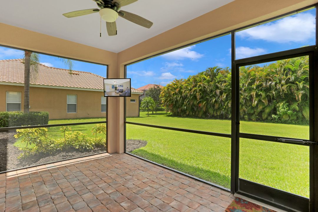 10007 Via San Marco Loop, Fort Myers, FL 33905