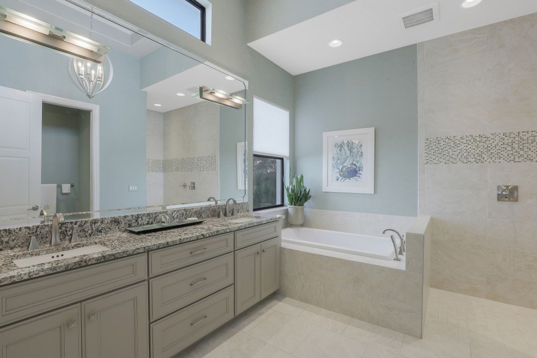 17490 Via Navona Way, Miromar Lakes, FL 33913