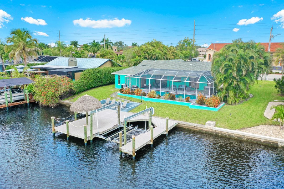 614 Cape Coral Pkwy W, Cape Coral, FL 33914