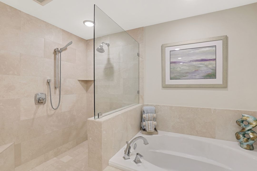 980 Cape Marco Dr #906, Marco Island, FL 34145