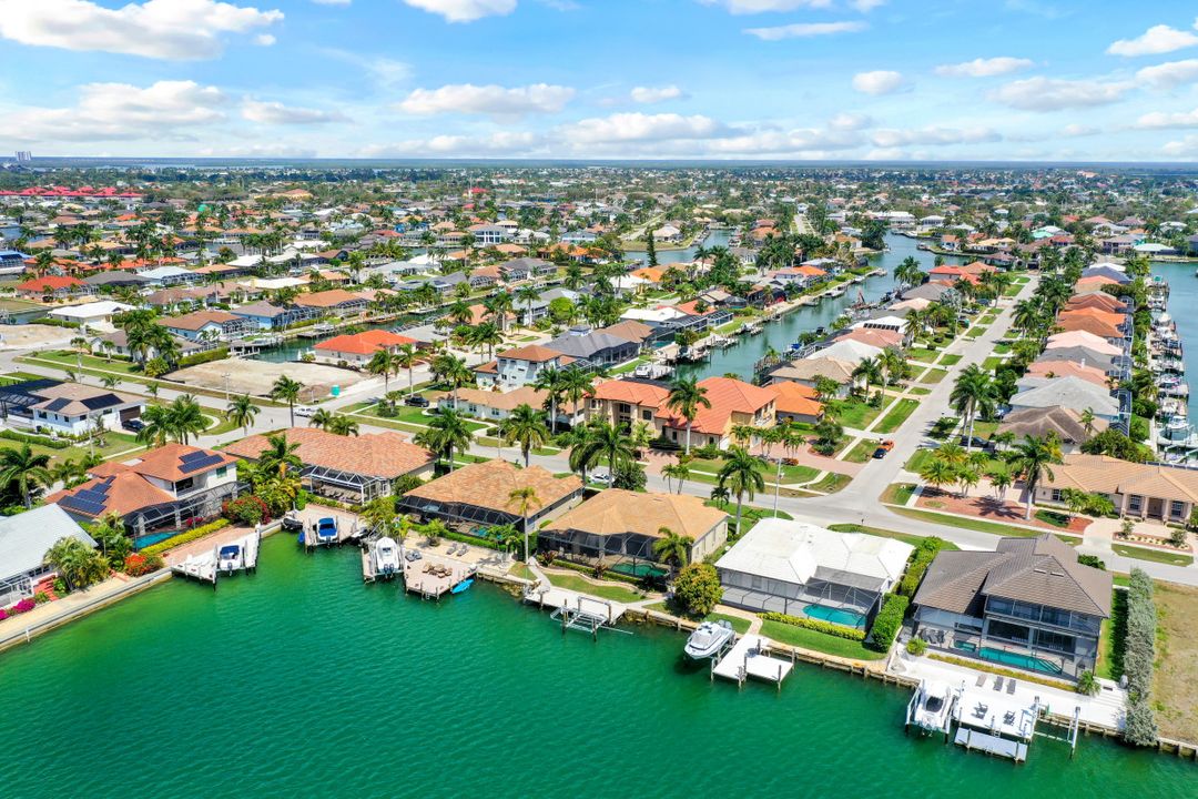 316 Lamplighter Dr, Marco Island, FL 34145