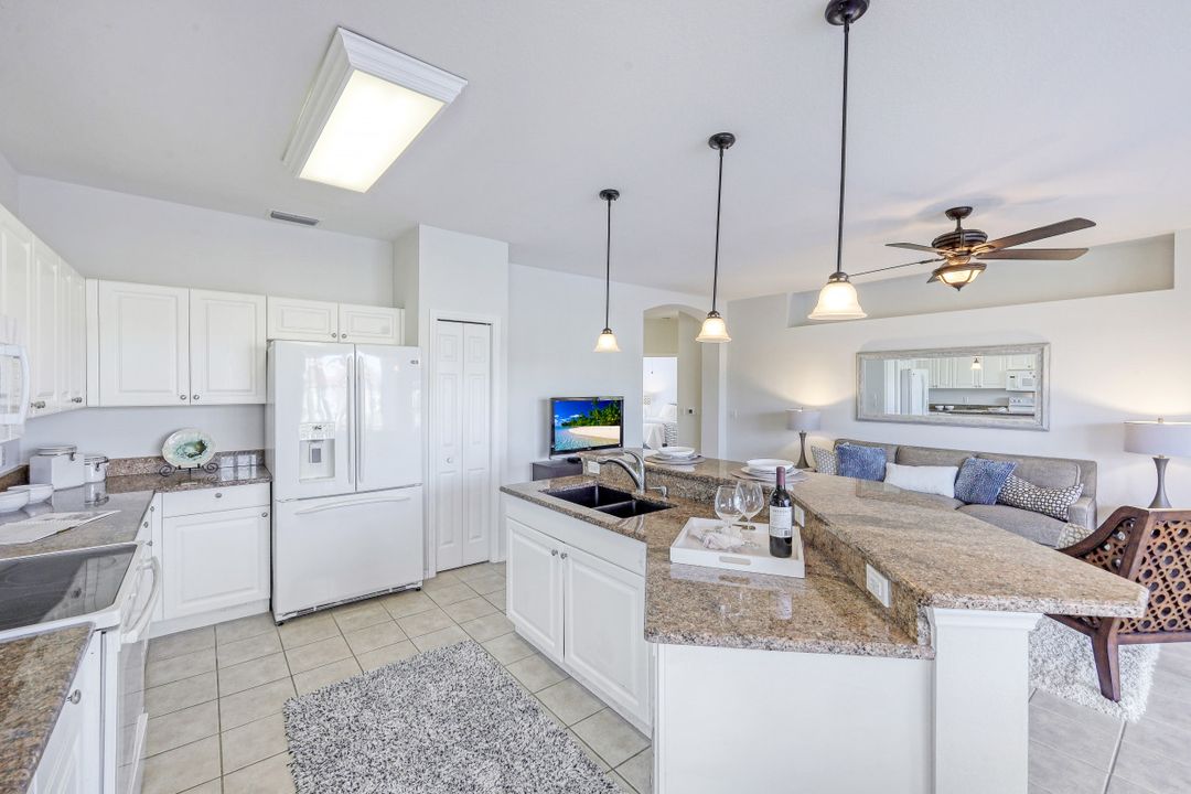 5245 Birmingham Dr #102, Naples, FL 34110