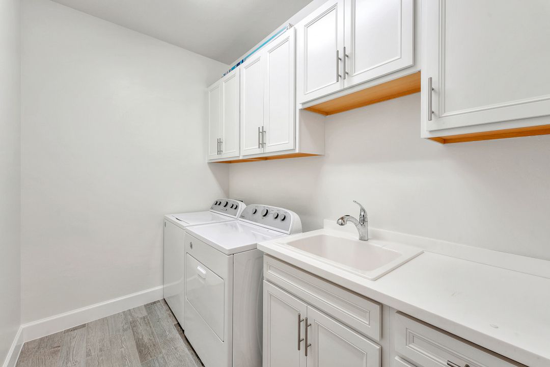 17444 Newberry Ln, Estero, FL 33928