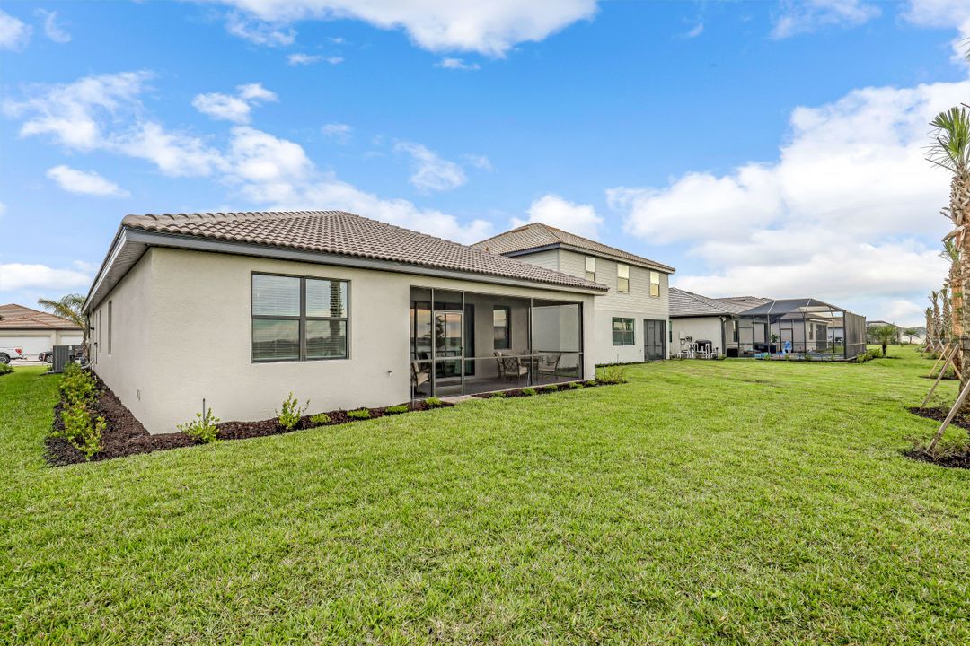 18315 Ridgeline Dr, Estero, FL 33928