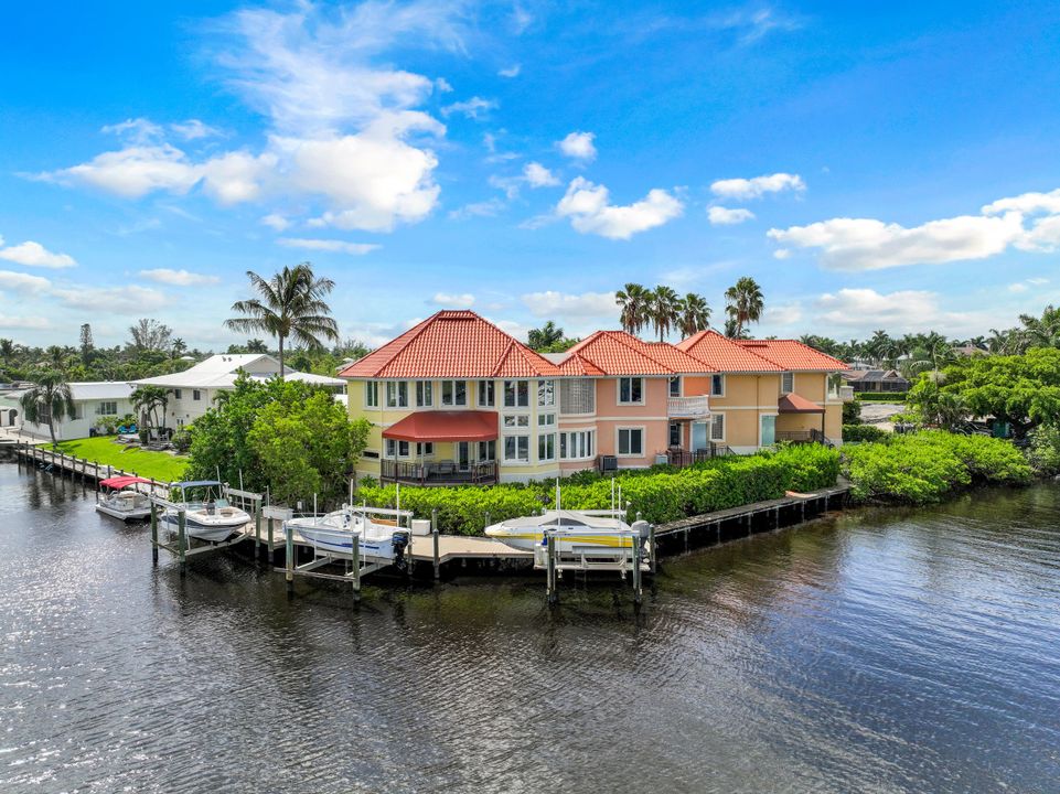 1305 Curlew Ave, Naples, FL 34102