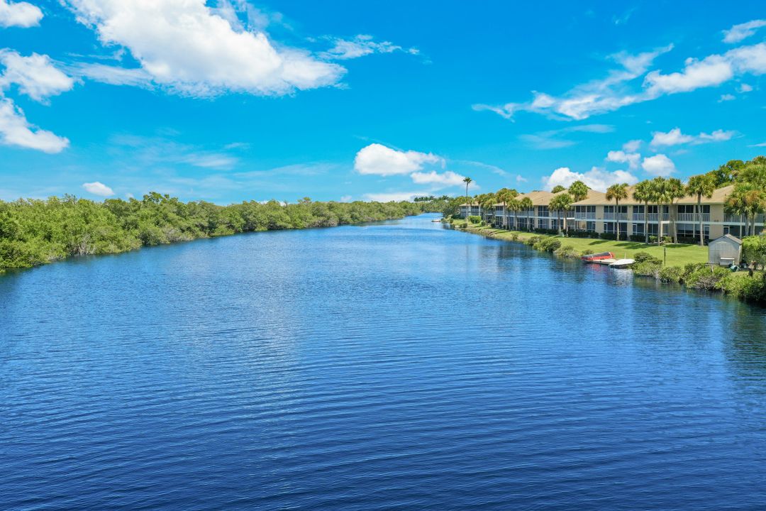 1315 Mainsail Dr #1113, Naples, FL 34114