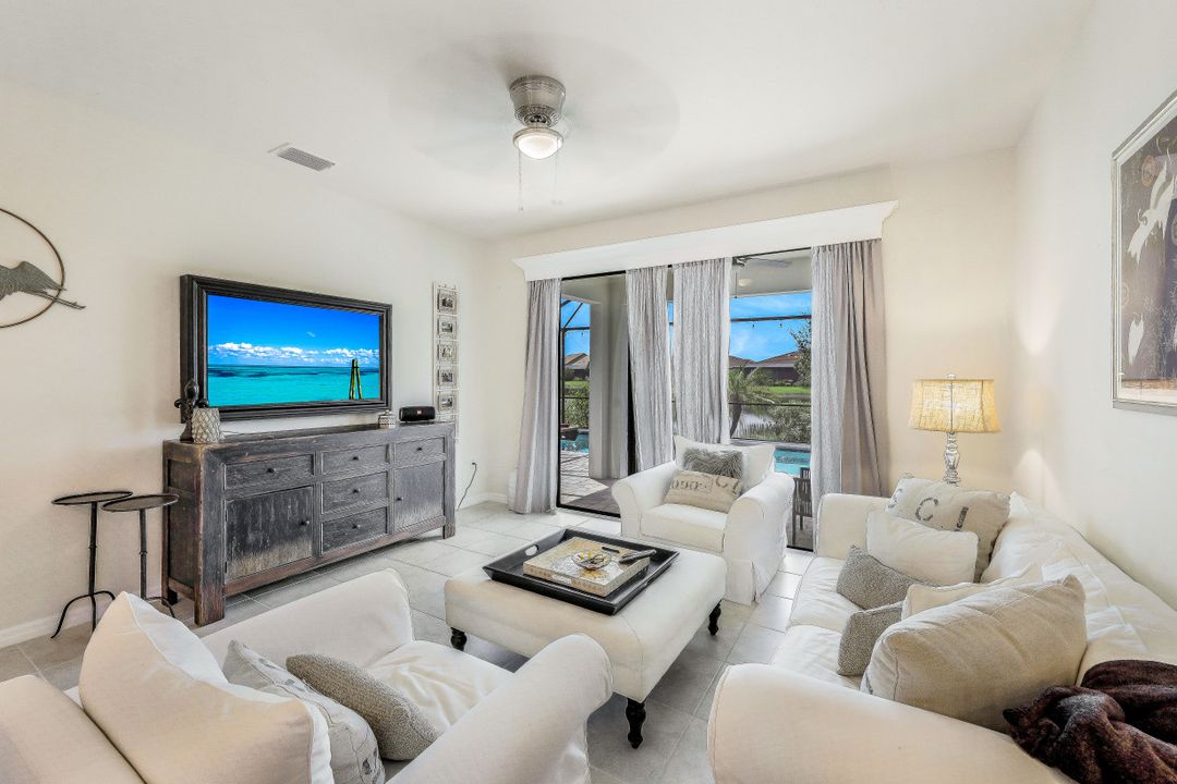 12010 Westmoreland Way, Fort Myers, FL 33913