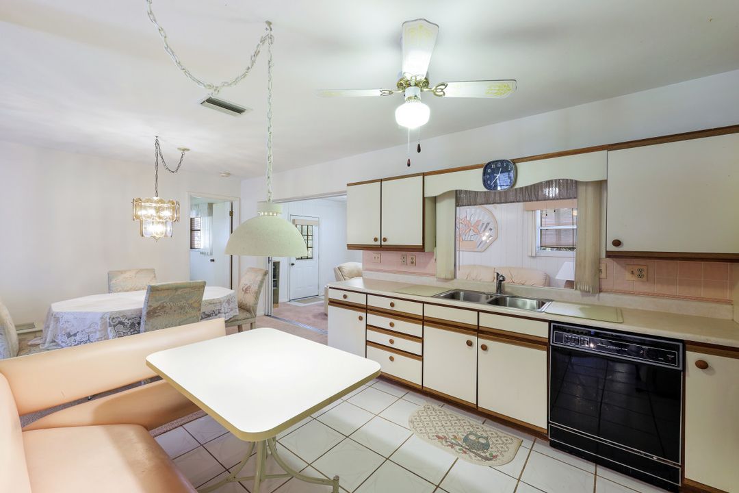 17421 Delaware Rd, Fort Myers, FL 33967