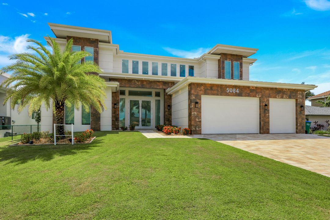 5084 Sorrento Ct, Cape Coral, FL 33904