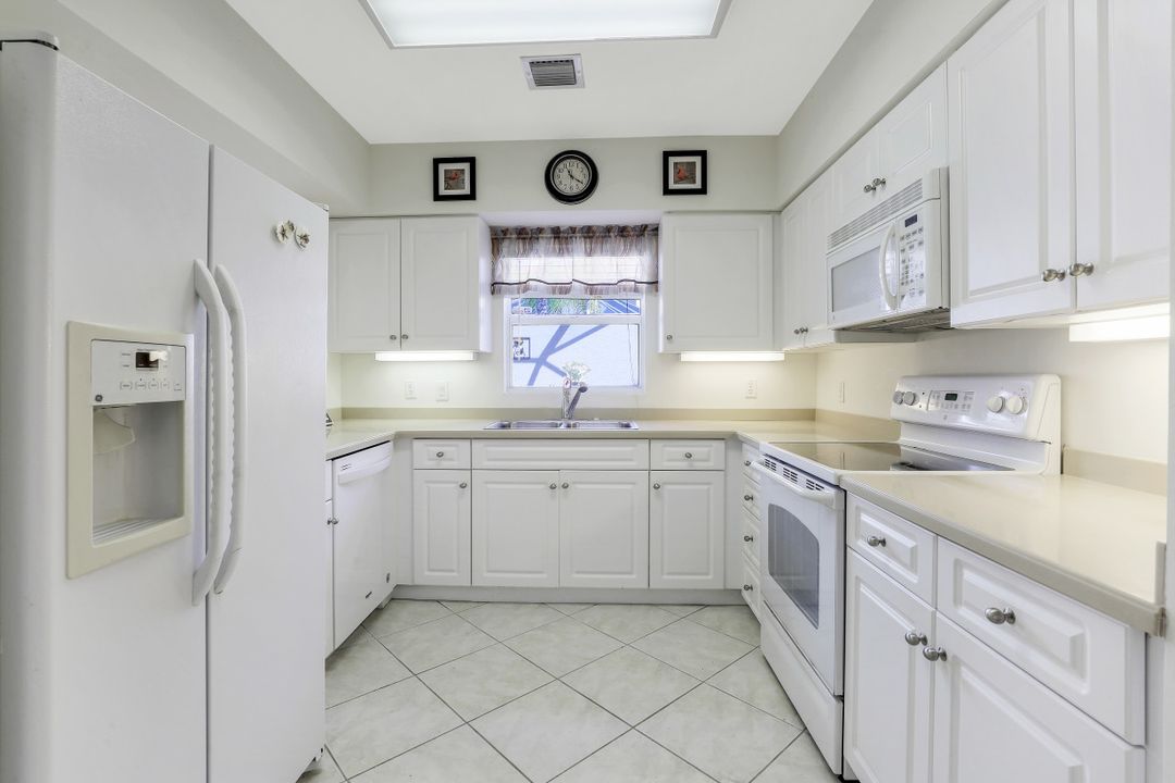 4309 Covey Cir #12B, Naples, FL 34109