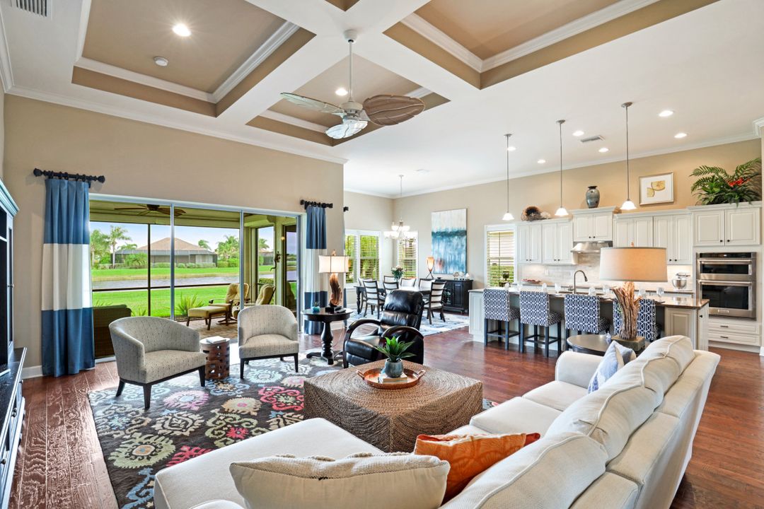 9364 Marble Stone Dr, Naples, FL 34120