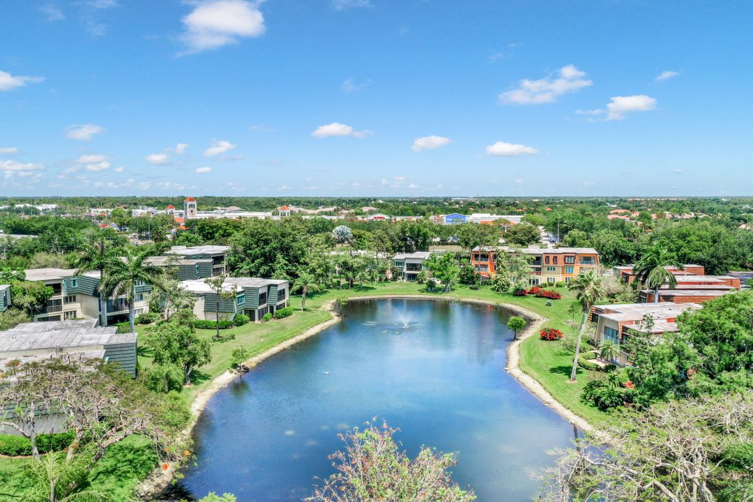 1624 Spoonbill Ln #A, Naples, FL 34105