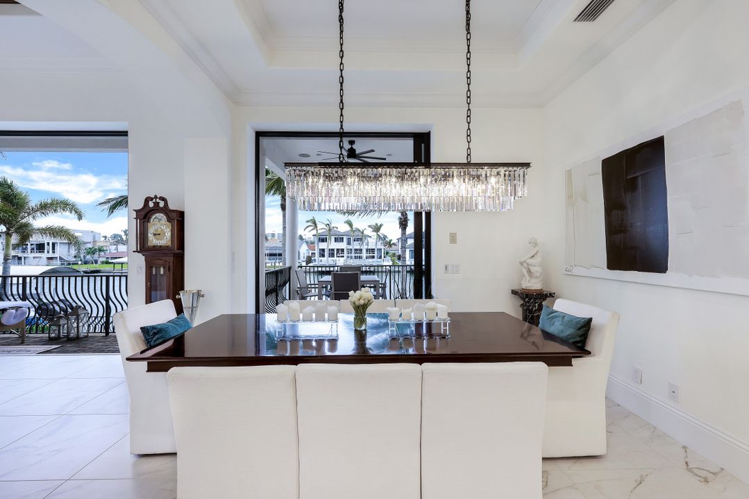 403 Seabee Ave, Naples, FL 34108