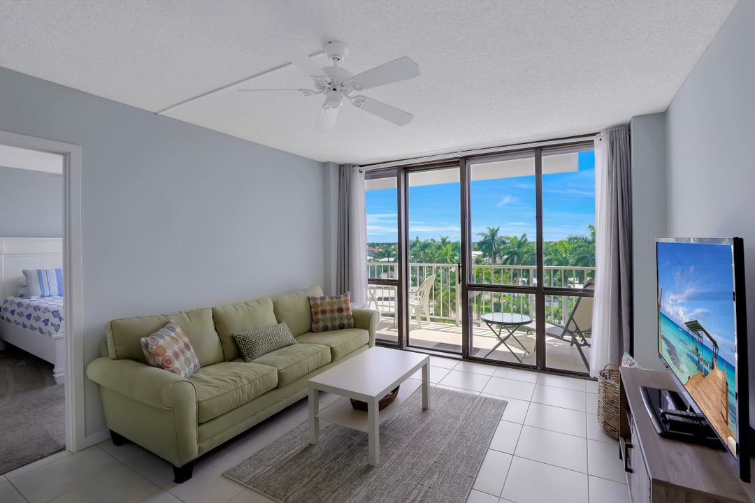 180 Seaview Ct #604, Marco Island, FL 34145