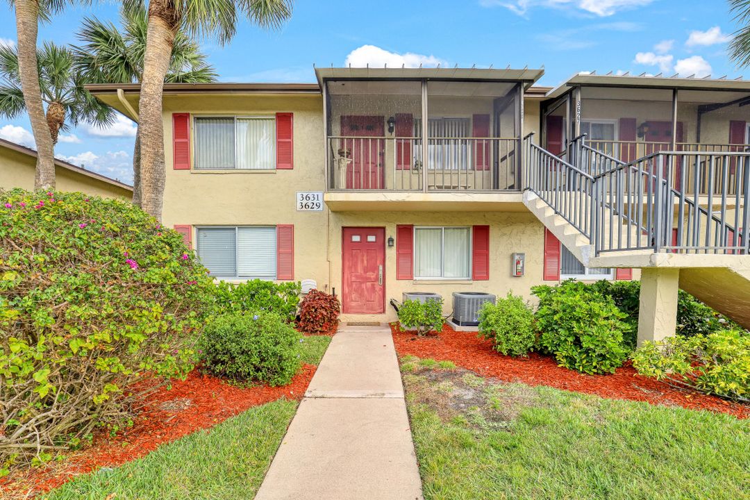 3631 Arctic Cir, Naples, FL 34112