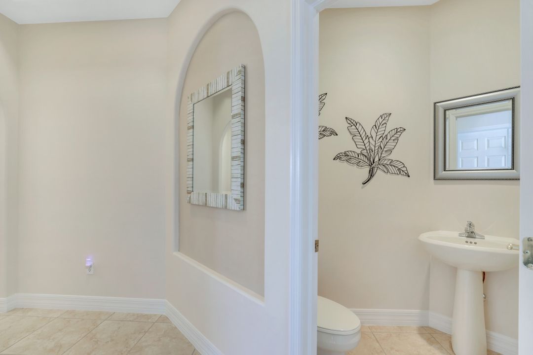 10320 Porto Romano Drive, Miromar Lakes, FL 33913