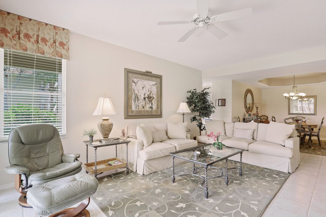 6680 Huntington Lakes Cir #102, Naples, FL 34119