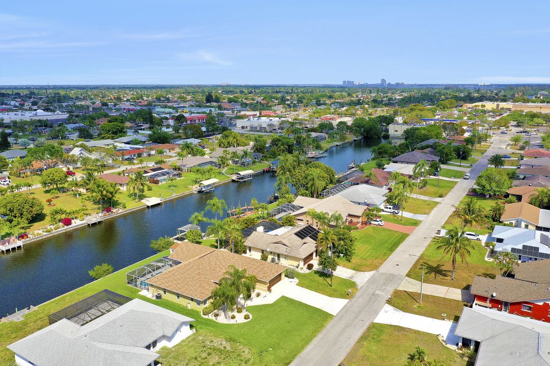 1429 SE 17th St, Cape Coral, FL 33990